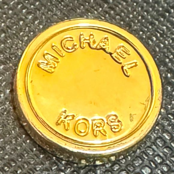 Michael Michael Kors Jet Set‎ Multifunction Pocket Tote - Picture 4 of 9